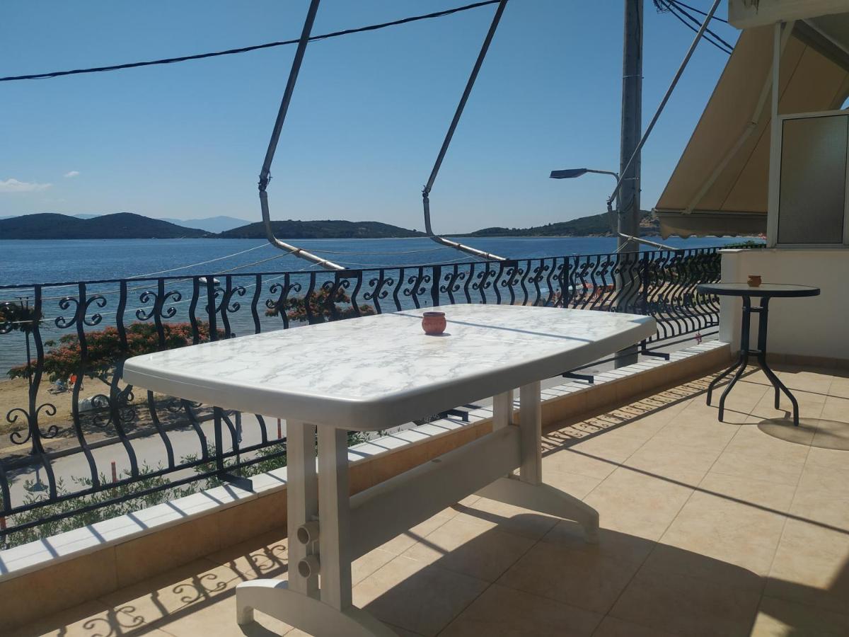 Villa Tasos Nea Peramos  Luaran gambar